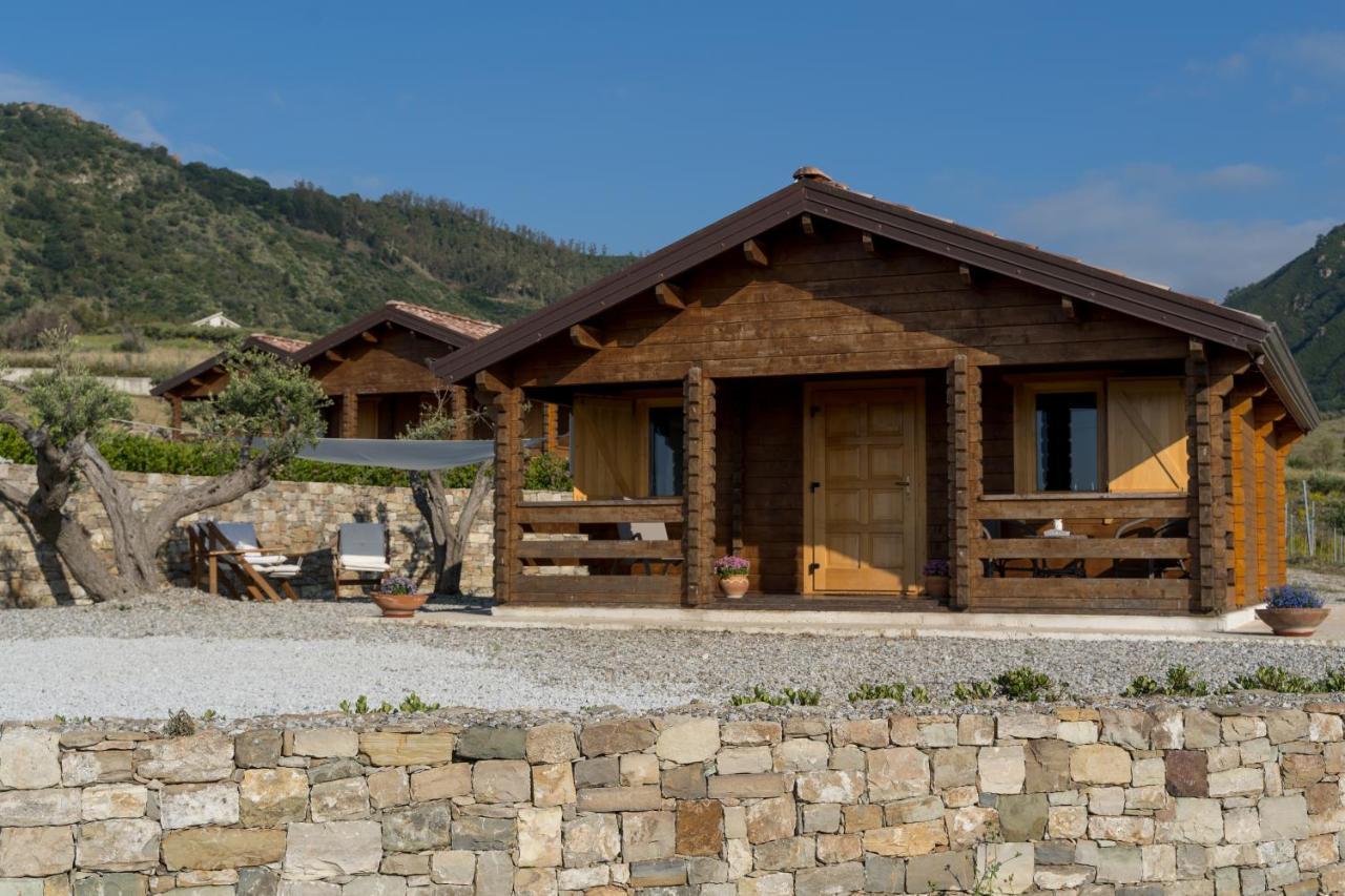 Chalet Tenuta Lacco Furnari Exteriör bild